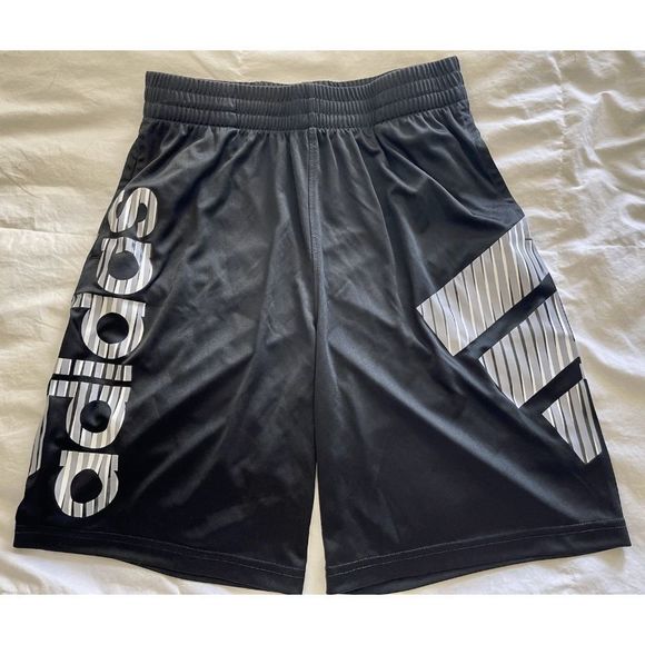 ADIDAS ║  KIDS SHORT'S - Picture 2 of 3